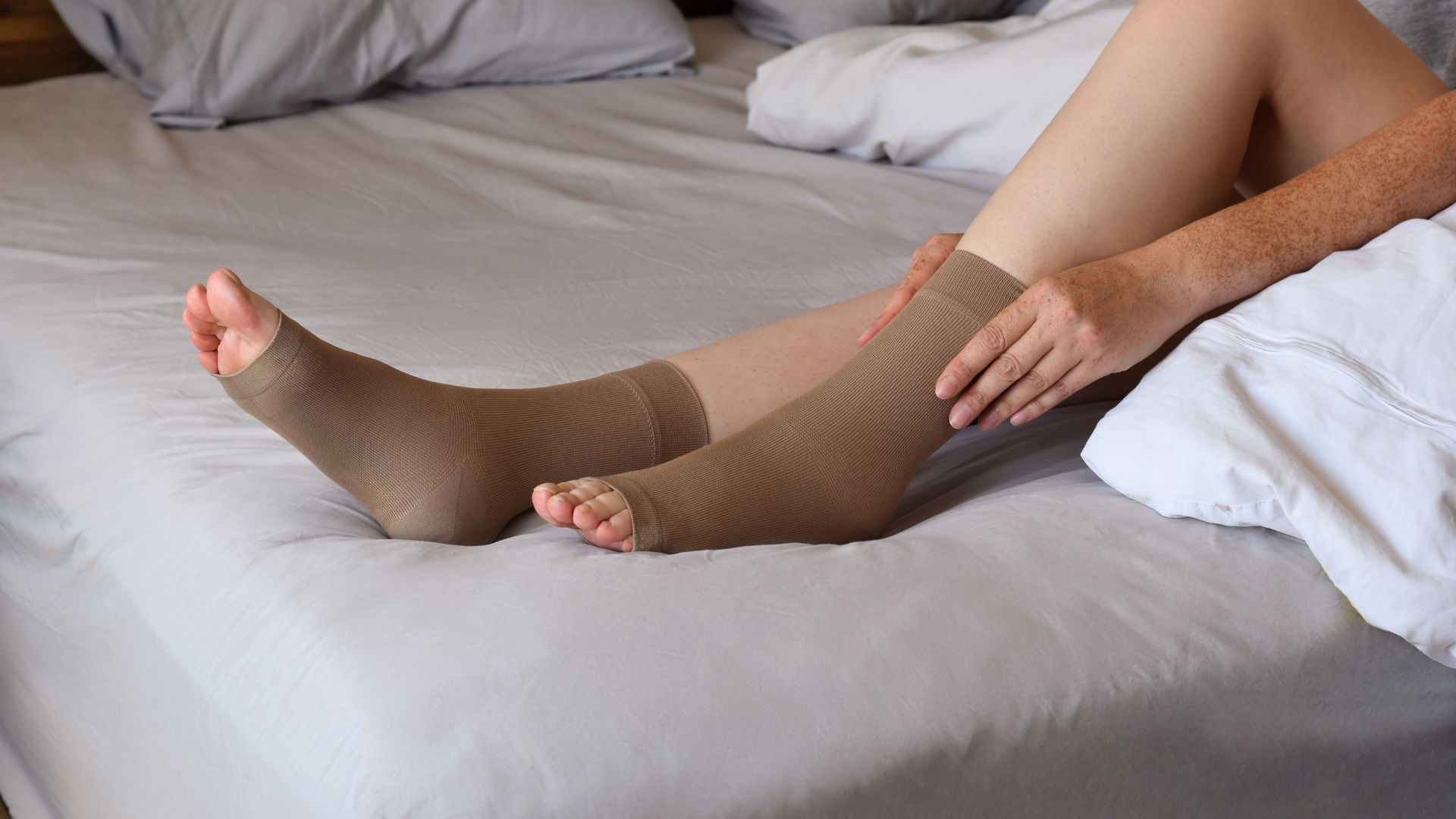 compression socks for leg swelling